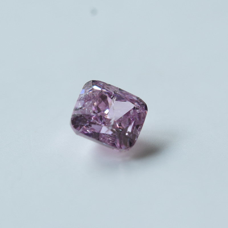 0,18 ct, Fancy Intense Pink-Purple, I2, Cushion, GIA Certified