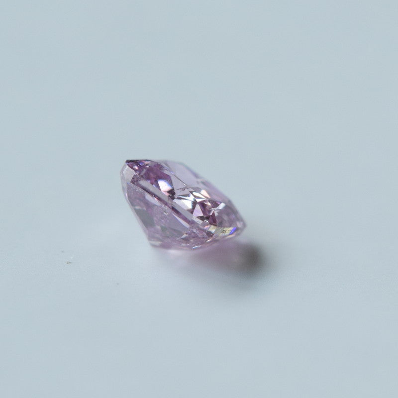 0,18 ct, Fancy Intense Pink-Purple, I2, Cushion, GIA Certified