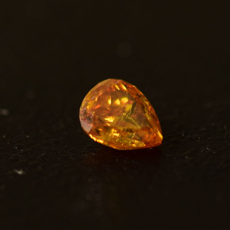 0,12 ct, Fancy Intense Yellow-Orange, I1, Pear, IGI Certified