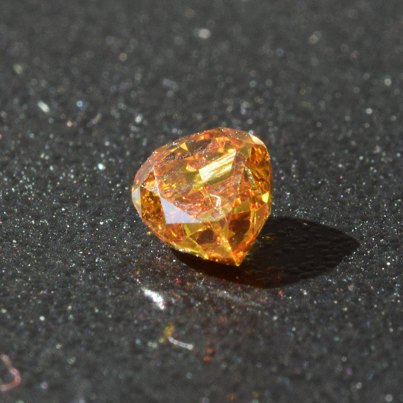 0,35 ct, Fancy Deep Yellow-Orange, VS1, Pear, GIA Certified