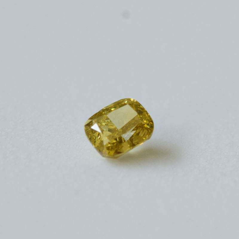 0,24 ct, Fancy Intense Brownish Yellow, SI2, Cushion, IGI Certified
