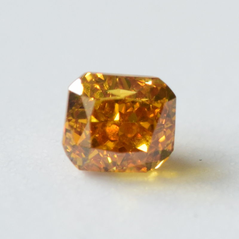 0,29 ct, Fancy Deep Yellowish Orange, VS1, Cushion, IGI Certified
