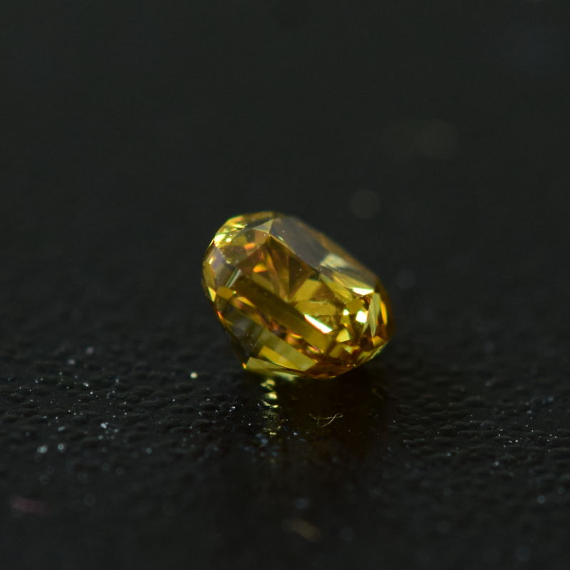 0,34 ct, Fancy Deep Brownish Yellow, SI1, Cushion, IGI Certified