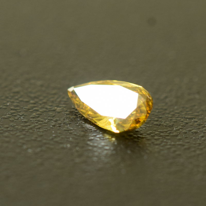 0,24 ct, Fancy Deep Brownish Yellow, VS2, Pear, IGI Certified