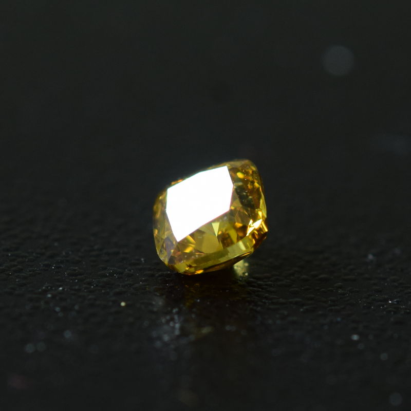 0,34 ct, Fancy Deep Brownish Yellow, SI1, Cushion, IGI Certified