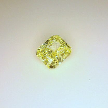 1,57 ct, Fancy Yellow, IF, Radiant, GIA Certified