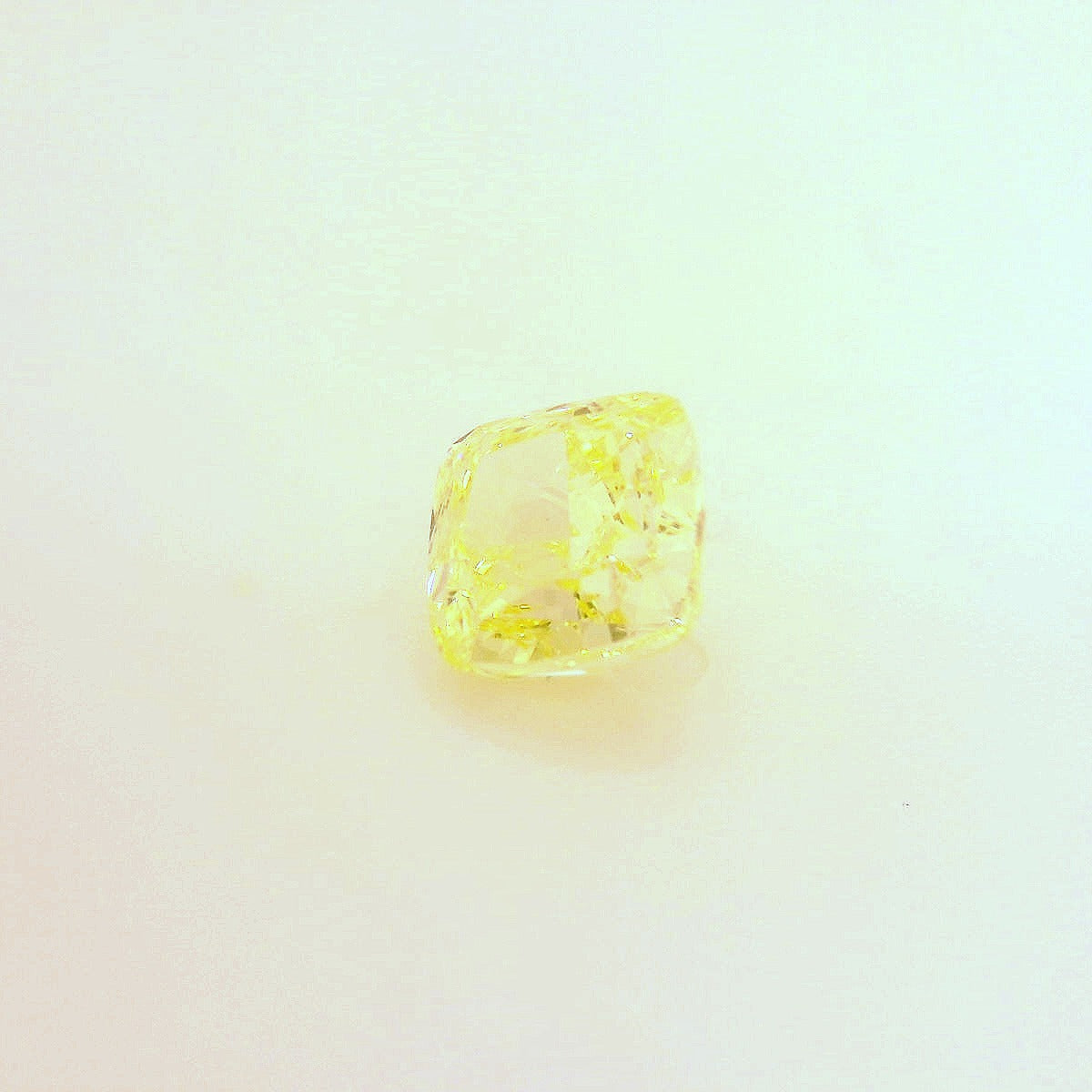 1,25 ct, Fancy Yellow, IF, Cushion, GIA Certified