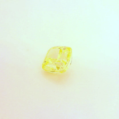 1,04 ct, Fancy Intense Yellow, IF, Cushion, GIA Certified