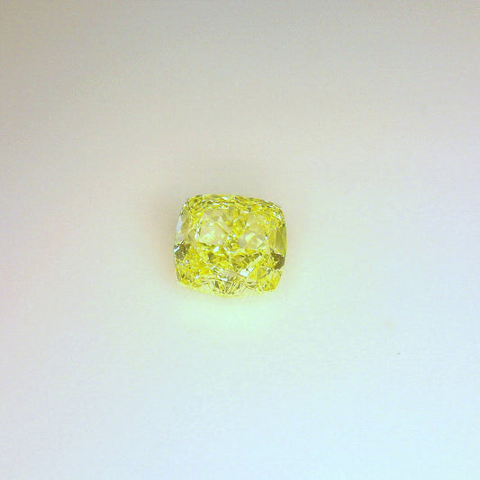 1,01 ct, Fancy Yellow, IF, Cushion, GIA Certified