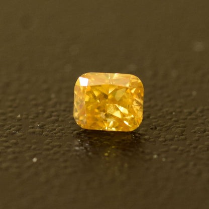 0,12 ct, Fancy Deep Yellow, I1, Radiant, IGI Certified