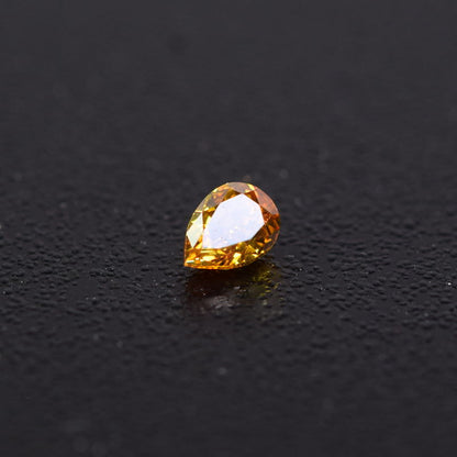 0,18 ct, Fancy Intense Orange, VS2, Pear, IGI Certified