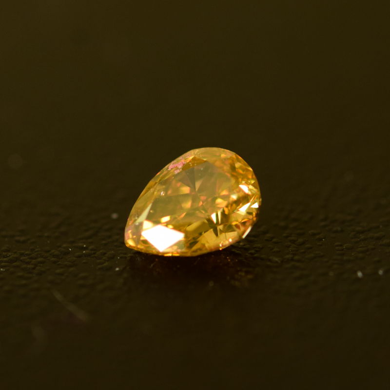 0,35 ct, Fancy Deep Brownish Orange, I1, Pear, IGI Certified