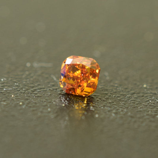 0,17 ct, Fancy Deep Yellowish Orange, VS2, Radiant, IGI Certified