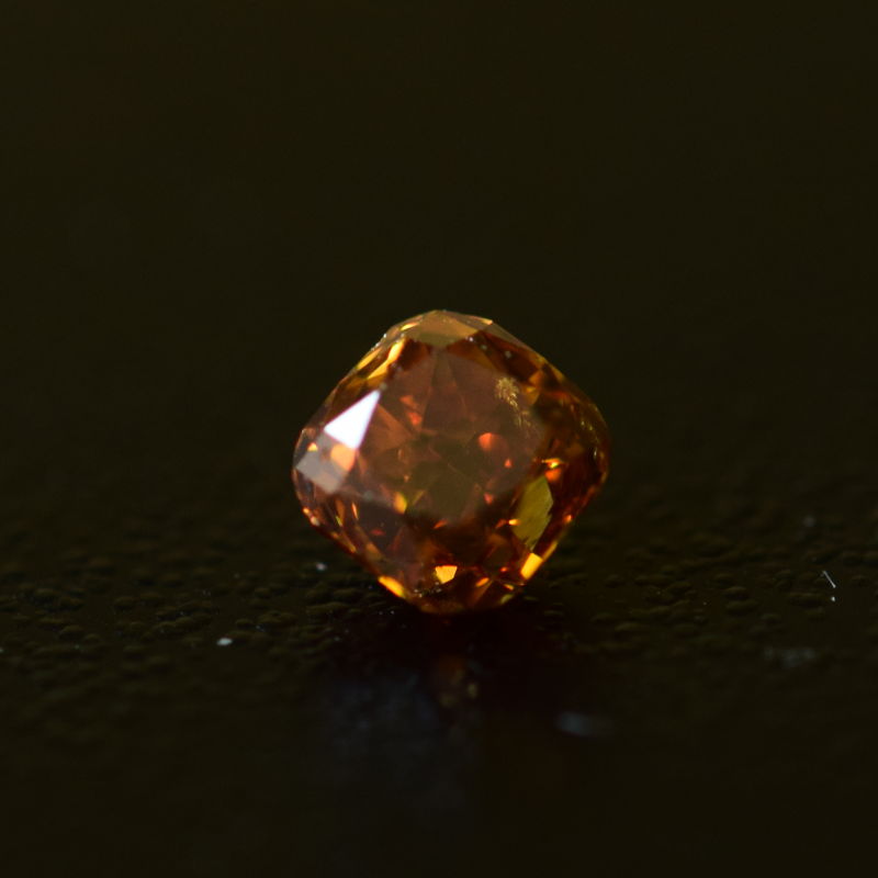 0,29 ct, Fancy Deep Yellowish Orange, I1, Radiant, IGI Certified