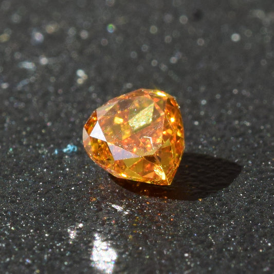 0,35 ct, Fancy Deep Yellow-Orange, VS1, Pear, GIA Certified