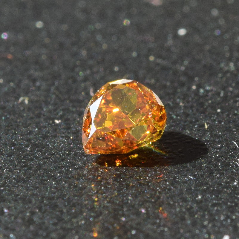 0,35 ct, Fancy Deep Yellow-Orange, VS1, Pear, GIA Certified