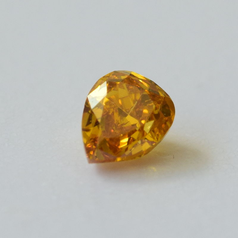 0,21 ct, Fancy Deep Orange, SI1, Pear, IGI Certified