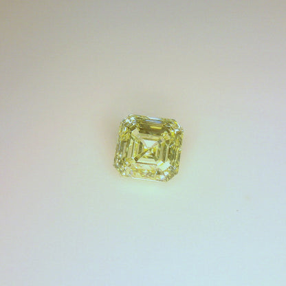 1,03 ct, W-X, VS1, Square Emerald, GIA Certified