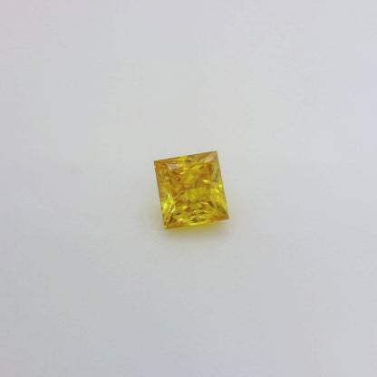 0,5 ct, Fancy Vivid Yellow-Orange, SI2, Retangular, GIA Certified