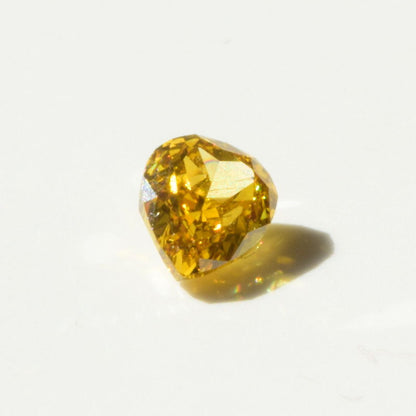 0,35 ct, Fancy Deep Orangy-Yellow, SI1, Pear, GIA Certified