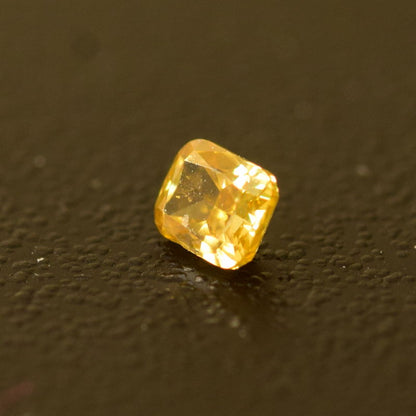 0,12 ct, Fancy Deep Yellow, I1, Radiant, IGI Certified