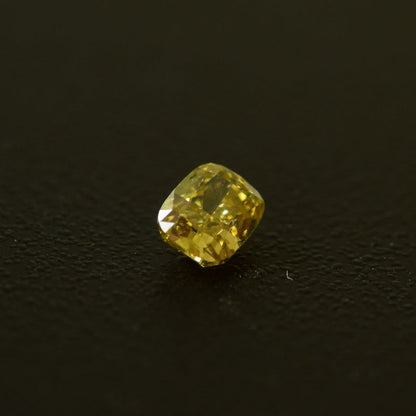 0,24 ct, Fancy Intense Brownish Yellow, SI2, Cushion, IGI Certified