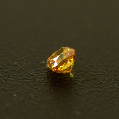 0,15 ct, Fancy Deep Orange-Yellow, VS1, Radiant, IGI Certified