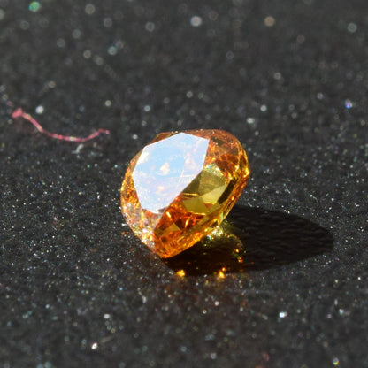 0,35 ct, Fancy Deep Yellow-Orange, VS1, Pear, GIA Certified