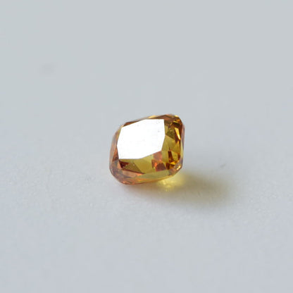 0,2 ct, Fancy Deep Orange, VS2, Cushion, IGI Certified