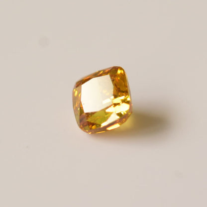 0,23 ct, Fancy Intense Orangy Yellow, SI1, Radiant, IGI Certified