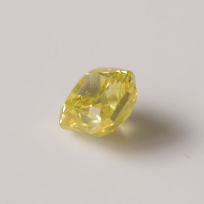 0,18 ct, Fancy Intense Greenish Yellow, I1, Radiant, IGI Certified